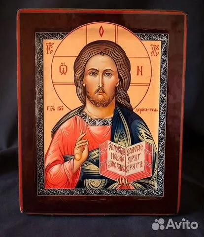Икона с ковчегом "Христос Вседержитель" — оригинальный подарок