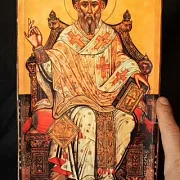 Икона "Спиридон Тримифунтский на троне" в подарок — фотография 1