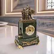 На память: Настольные часы с тремя богатырями — фотография 1