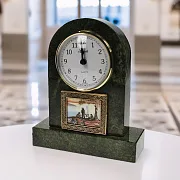 На память: Винтажные часы «Классика» — фотография 1